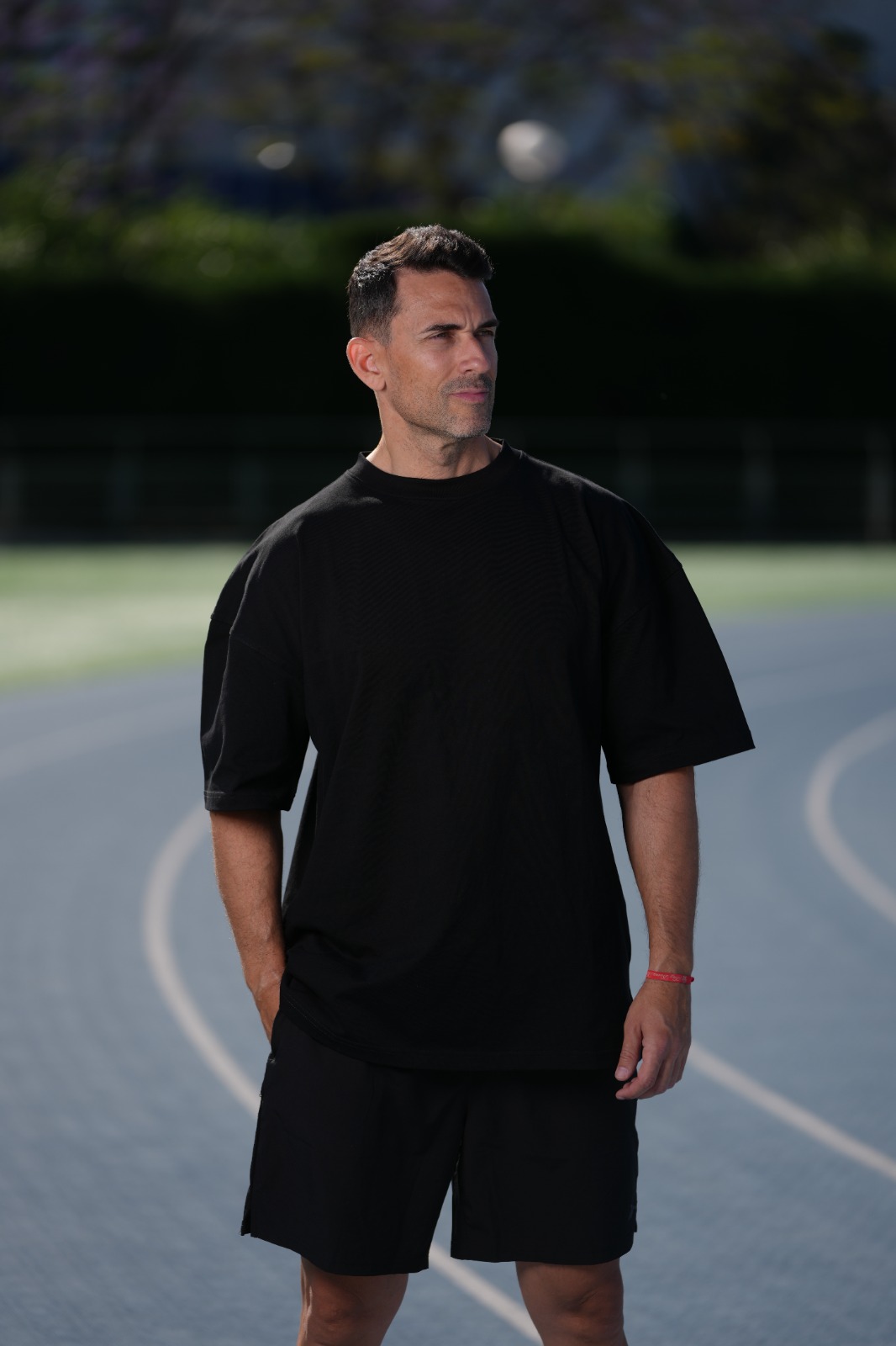 CAMISETA OVERSIZE NEGRA OLD SCHOOL - Imagen 6